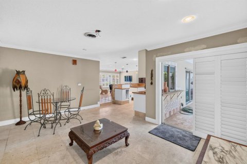 Villa ou maison à vendre à Fort Lauderdale, Floride: 4 chambres, 179.86 m2 № 2318319 - photo 19