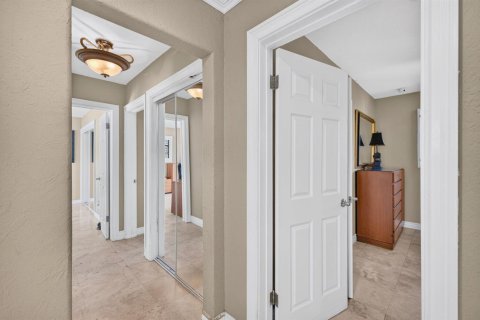Villa ou maison à vendre à Fort Lauderdale, Floride: 4 chambres, 179.86 m2 № 2318319 - photo 23