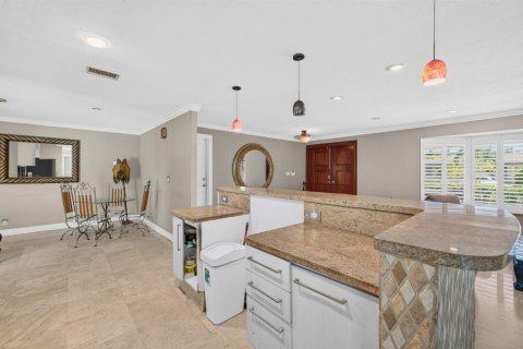 Villa ou maison à vendre à Fort Lauderdale, Floride: 4 chambres, 179.86 m2 № 2318319 - photo 14