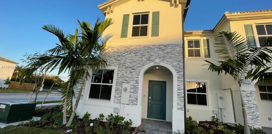 Casa en Miami, Florida 3 dormitorios, 143.53 m2 № 1968651