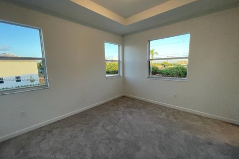 Casa en venta en Miami, Florida, 3 dormitorios, 143.53 m2 № 1968651 - foto 8