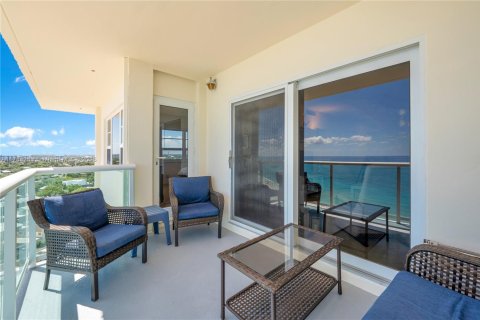 Condominio en venta en Lauderdale-by-the-Sea, Florida, 2 dormitorios, 83.98 m2 № 2016247 - foto 20