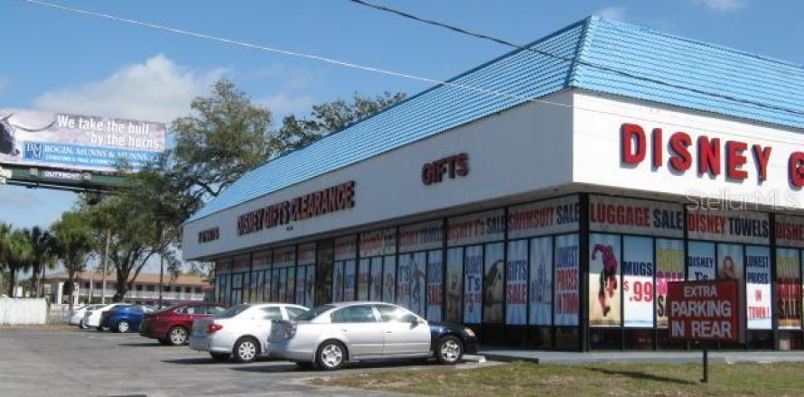 Propiedad comercial en Kissimmee, Florida № 1560056