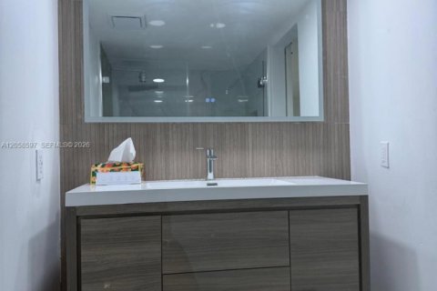 Купить кондоминиум в Майами, Флорида 3 спальни, 112.88м2, № 2167999 - фото 7