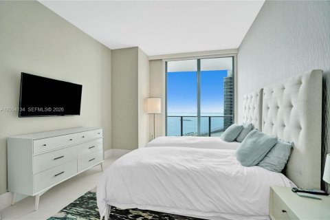 Condo in Miami, Florida, 4 bedrooms  № 2069627 - photo 19