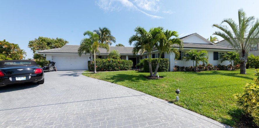 Villa ou maison à Riviera Beach, Floride 3 chambres, 226.03 m2 № 1188672