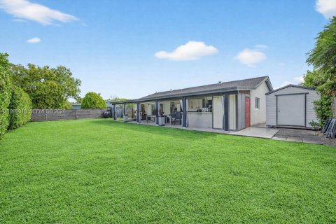 Купить виллу или дом в Майами, Флорида 3 спальни, 174.84м2, № 2067437 - фото 30