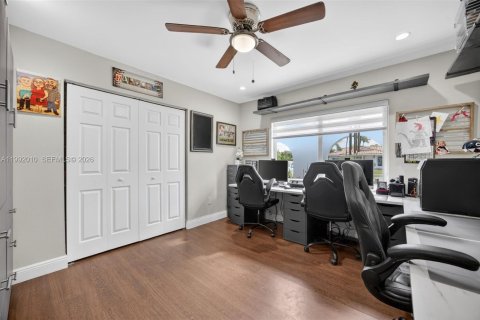 Купить виллу или дом в Майами, Флорида 3 спальни, 174.84м2, № 2067437 - фото 21