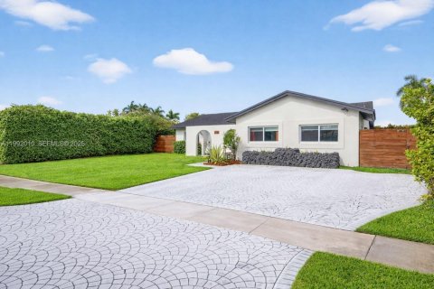 Дом в Майами, Флорида 3 спальни, 174.84м2 № 2067437