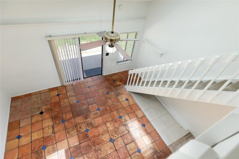 Adosado en venta en Orlando, Florida, 2 dormitorios, 102.75 m2 № 2196966 - foto 9