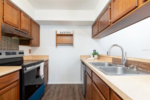 Adosado en venta en Orlando, Florida, 2 dormitorios, 102.75 m2 № 2196966 - foto 3