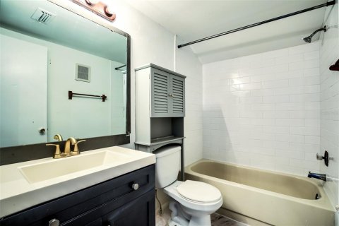 Adosado en venta en Orlando, Florida, 2 dormitorios, 102.75 m2 № 2196966 - foto 11