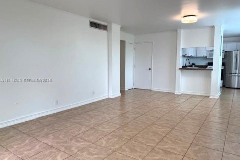 Condo in Davie, Florida, 2 bedrooms  № 2003011 - photo 6