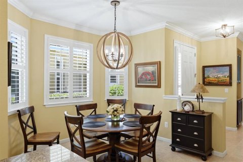 Villa ou maison à vendre à Sarasota, Floride: 2 chambres, 153.01 m2 № 2234033 - photo 12