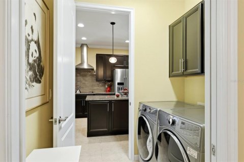Villa ou maison à vendre à Sarasota, Floride: 2 chambres, 153.01 m2 № 2234033 - photo 30