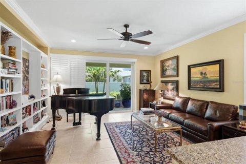 Villa ou maison à vendre à Sarasota, Floride: 2 chambres, 153.01 m2 № 2234033 - photo 6