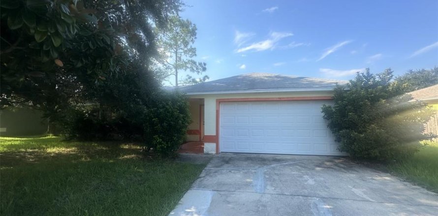 House in Palm Coast, Florida 3 bedrooms, 107.02 sq.m. № 1908145