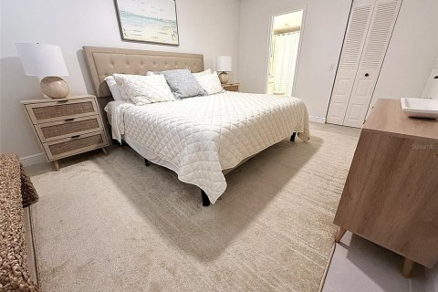 Condo in Saint Petersburg, Florida, 2 bedrooms № 2093043 - photo 7