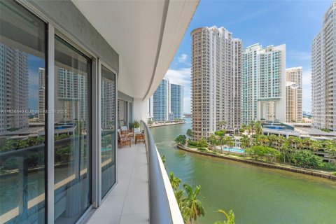 Condo in Miami, Florida, 2 bedrooms  № 1821651 - photo 27