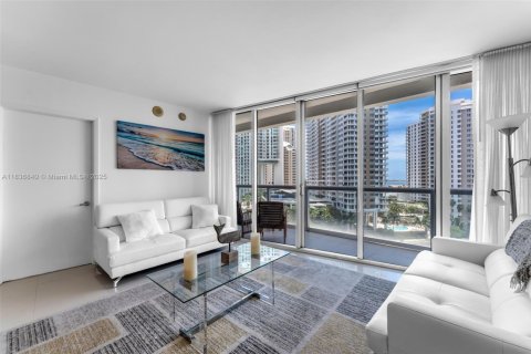 Condo in Miami, Florida, 2 bedrooms  № 1821651 - photo 9