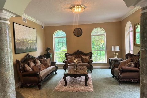 House in Leesburg, Florida 5 bedrooms, 567.73 sq.m. № 1901292 - photo 4