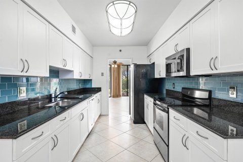 Купить кондоминиум в Бока-Ратон, Флорида 3 комнаты, 173.17м2, № 2147210 - фото 17