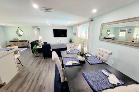 Купить виллу или дом в Сарасота, Флорида 9 комнат, 156.08м2, № 1374708 - фото 9