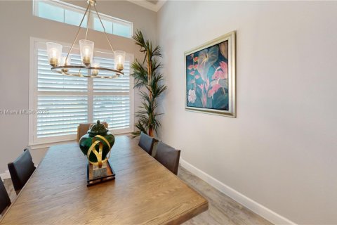 Купить виллу или дом в Ормонд-Бич, Флорида 7 комнат, № 1928901 - фото 6