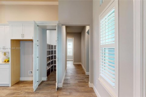 Купить виллу или дом в Ормонд-Бич, Флорида 7 комнат, № 1928901 - фото 27