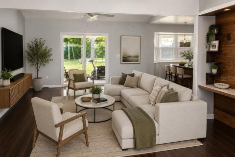 House in Deltona, Florida 4 bedrooms, 147.53 sq.m. № 2236856 - photo 12