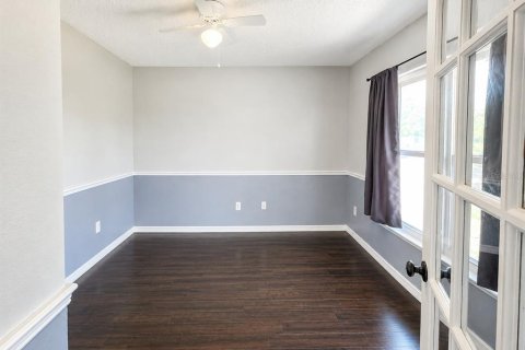 House in Deltona, Florida 4 bedrooms, 147.53 sq.m. № 2236856 - photo 10