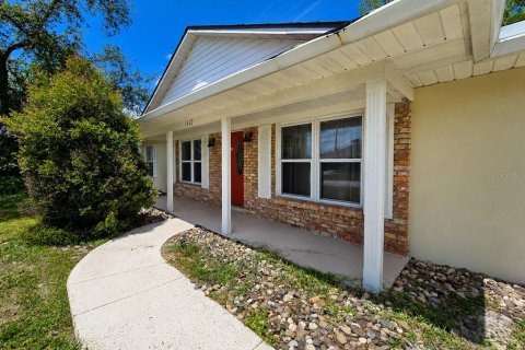 House in Deltona, Florida 4 bedrooms, 147.53 sq.m. № 2236856 - photo 3