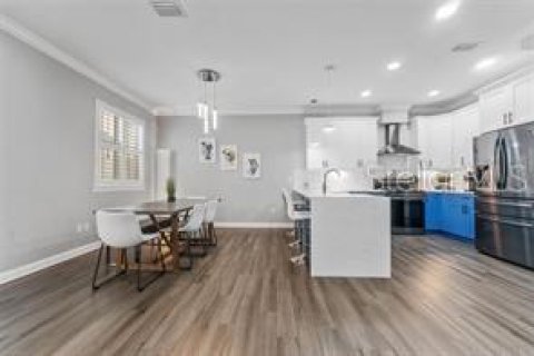 Touwnhouse à vendre à Tampa, Floride: 3 chambres, 157.1 m2 № 1904717 - photo 7