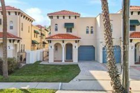 Touwnhouse à vendre à Tampa, Floride: 3 chambres, 157.1 m2 № 1904717 - photo 1