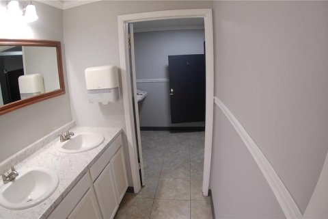 Commercial property in Ocala, Florida 805.65 sq.m. № 2383832 - photo 16