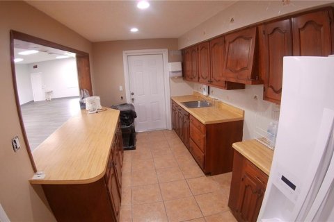 Commercial property in Ocala, Florida 805.65 sq.m. № 2383832 - photo 5