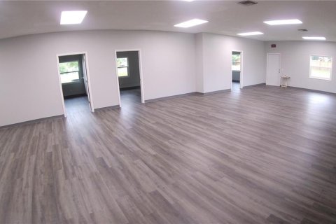 Commercial property in Ocala, Florida 805.65 sq.m. № 2383832 - photo 8