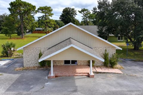 Commercial property in Ocala, Florida 805.65 sq.m. № 2383832