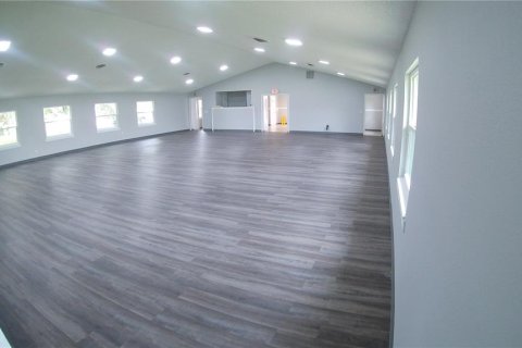 Commercial property in Ocala, Florida 805.65 sq.m. № 2383832 - photo 10
