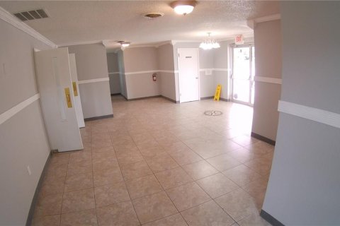 Commercial property in Ocala, Florida 805.65 sq.m. № 2383832 - photo 15