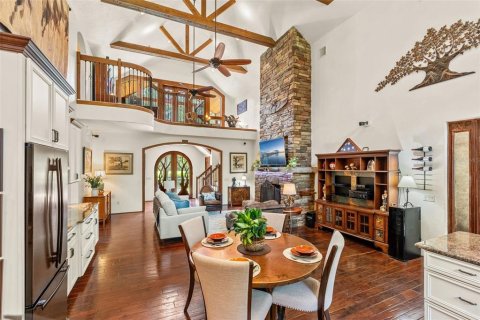 Casa en venta en Geneva, Florida, 3 dormitorios, 289.3 m2 № 1881402 - foto 25