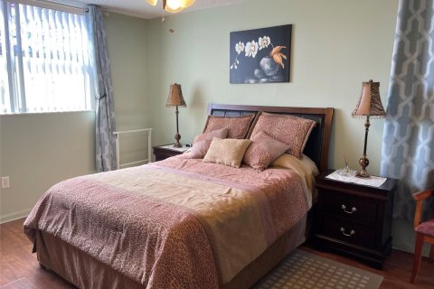 Condominio en venta en Lauderdale Lakes, Florida, 1 dormitorio, 77.57 m2 № 2083339 - foto 13