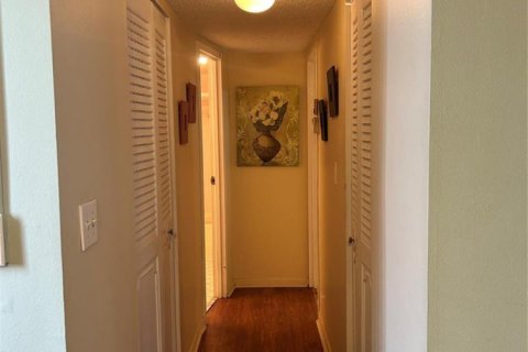 Condominio en venta en Lauderdale Lakes, Florida, 1 dormitorio, 77.57 m2 № 2083339 - foto 16