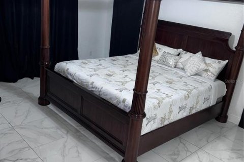 Villa ou maison à louer à Ocala, Floride: 3 chambres, 179.67 m2 № 2411483 - photo 8