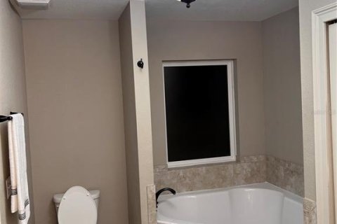 Villa ou maison à louer à Ocala, Floride: 3 chambres, 179.67 m2 № 2411483 - photo 6