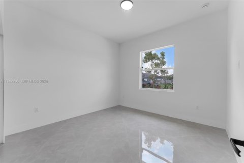 Купить виллу или дом в Майами-Дейд, Флорида 4 спальни, № 2045926 - фото 30