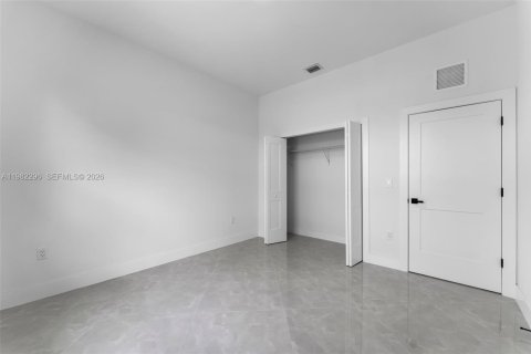 Купить виллу или дом в Майами-Дейд, Флорида 4 спальни, № 2045926 - фото 27