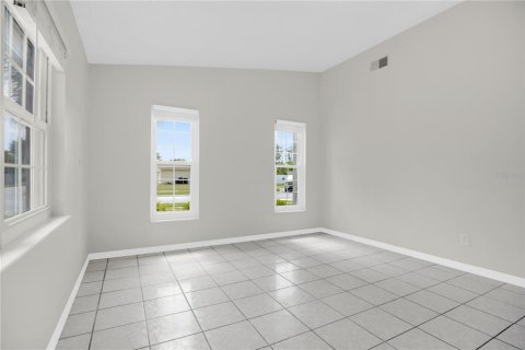 Casa en venta en Orlando, Florida, 4 dormitorios, 166.57 m2 № 2107744 - foto 7