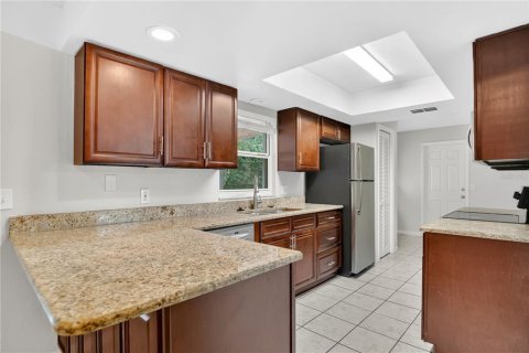 Casa en venta en Orlando, Florida, 4 dormitorios, 166.57 m2 № 2107744 - foto 10