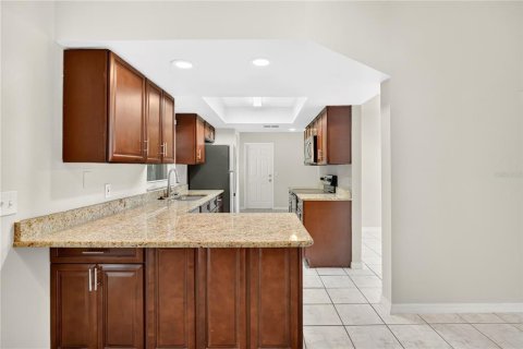 Casa en venta en Orlando, Florida, 4 dormitorios, 166.57 m2 № 2107744 - foto 11